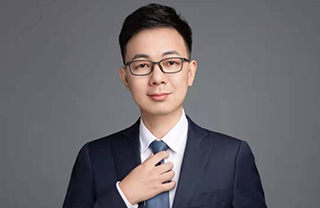 執(zhí)行董事兼投資總監(jiān)-朱敏